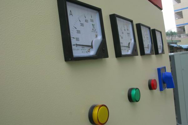 荔浦配电柜-3683讲讲配电柜注意事项